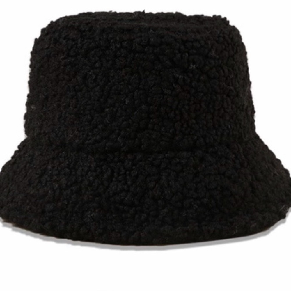 NEW!Bucket Women’s Black Teddy Cashmere Hats